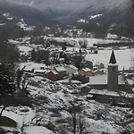 Maison Typique De Montagne * Erce