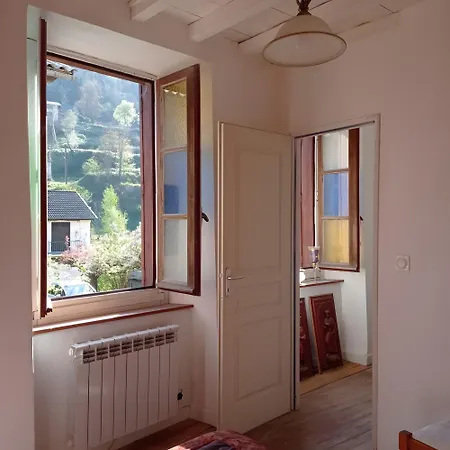 Maison Typique De Montagne Feriehus Ercé